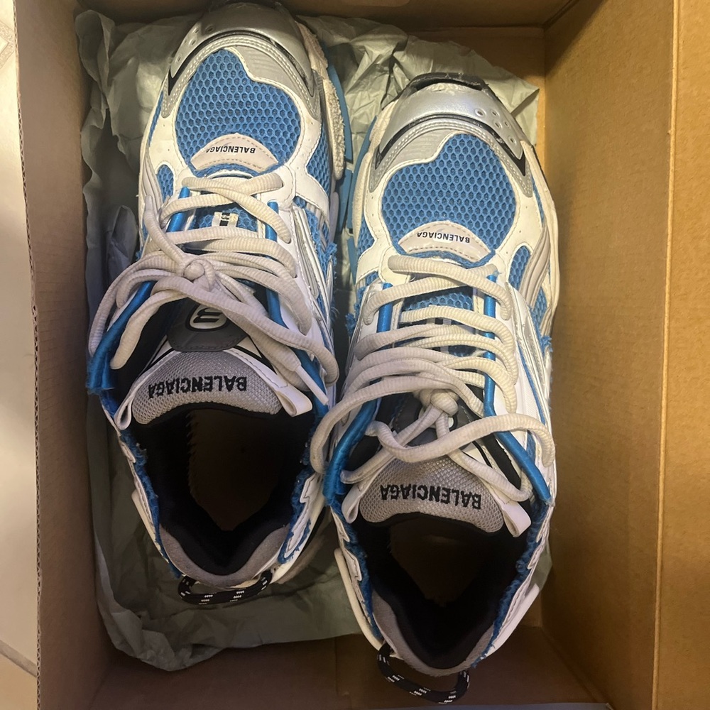 Balenciaga White and Blue Sneakers(Throw me a price) - Picture 3 of 6